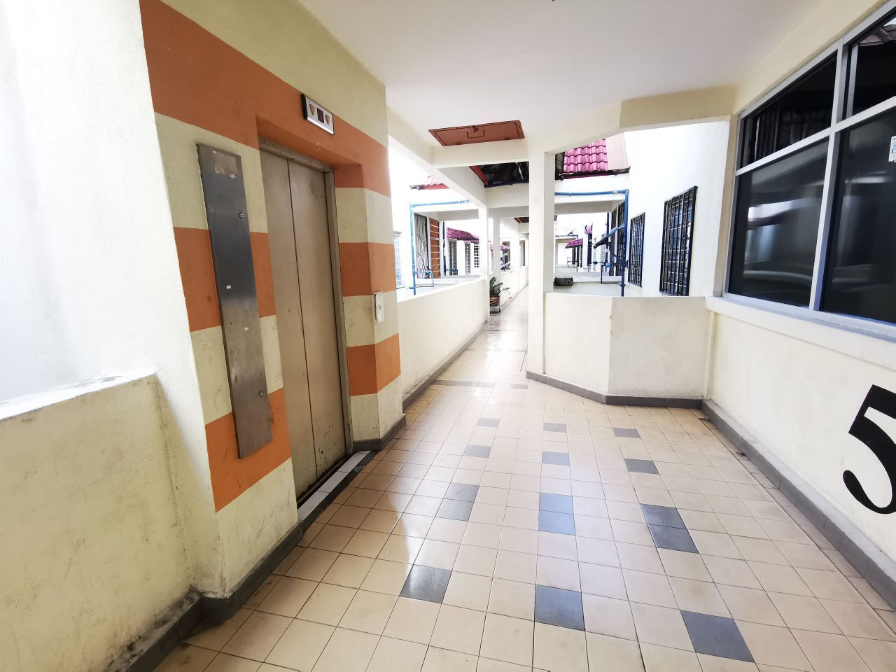 FREEHOLD NICE UNIT APARTMENT TAMAN CHERAS INTAN - photo 6