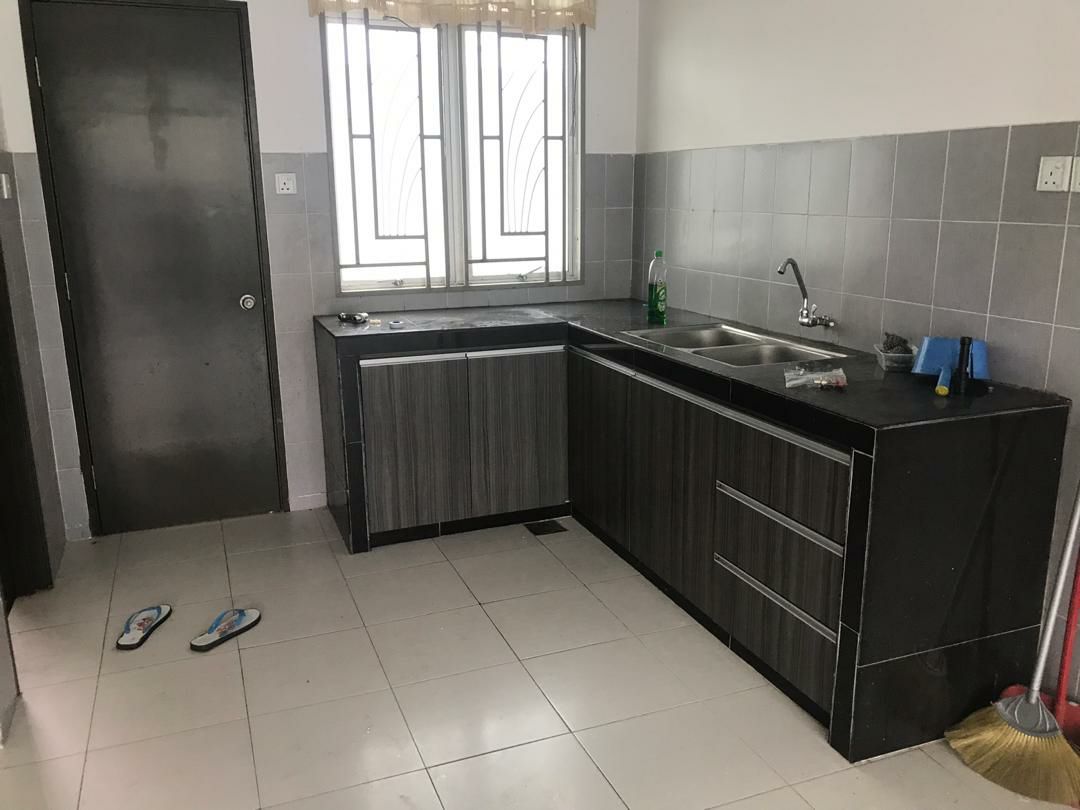2 Storey Terrace Pines 2 Hillpark