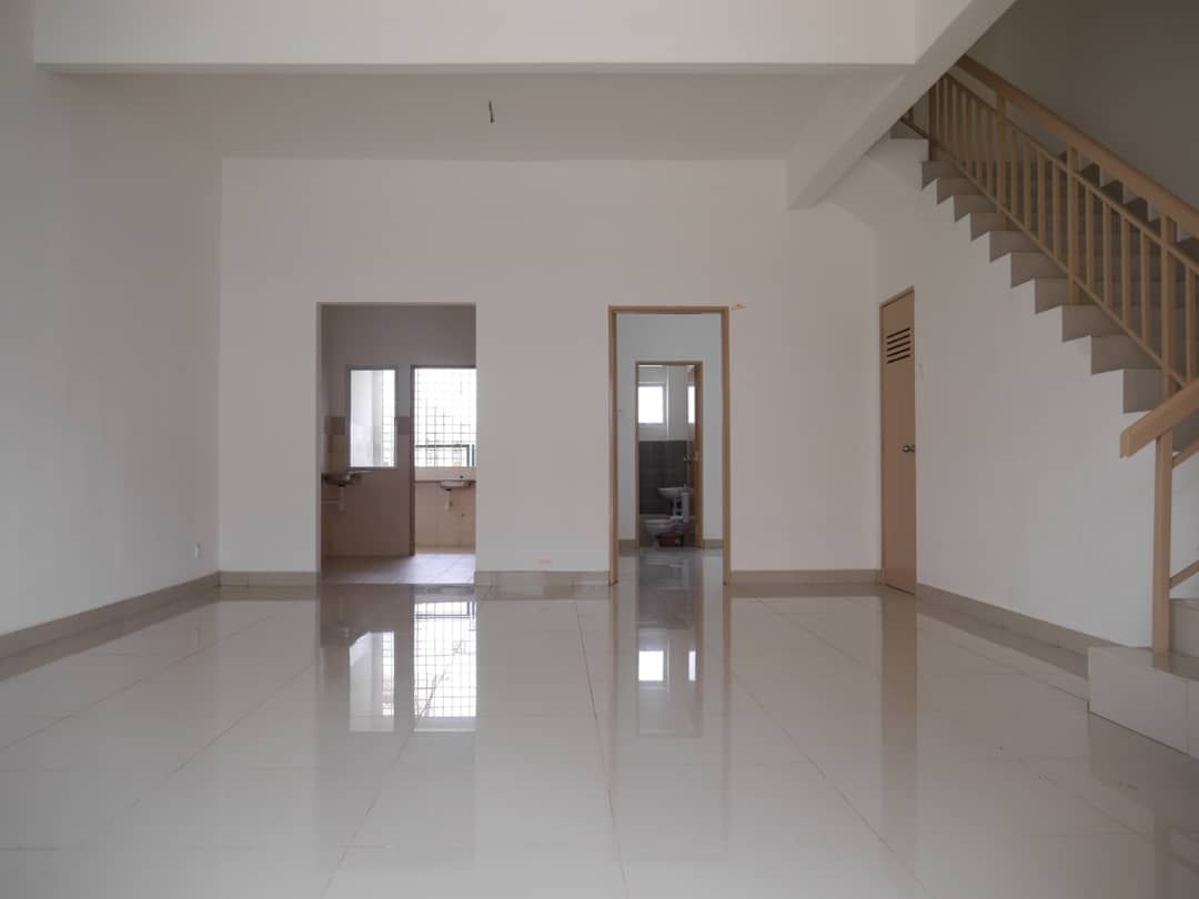 2 Storey Castana Seri Pristana Saujana Utama Sg Bu - photo 6