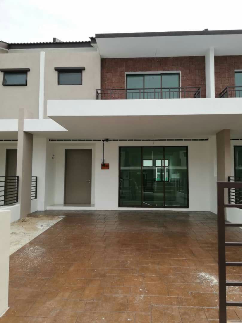Taman Saujana KLIA Kota Warisan Sepang - photo 2