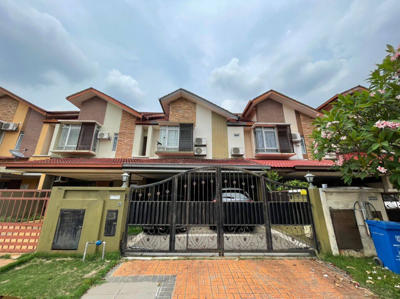 Double Storey Aman1 Seksyen U5 Subang Bestari
