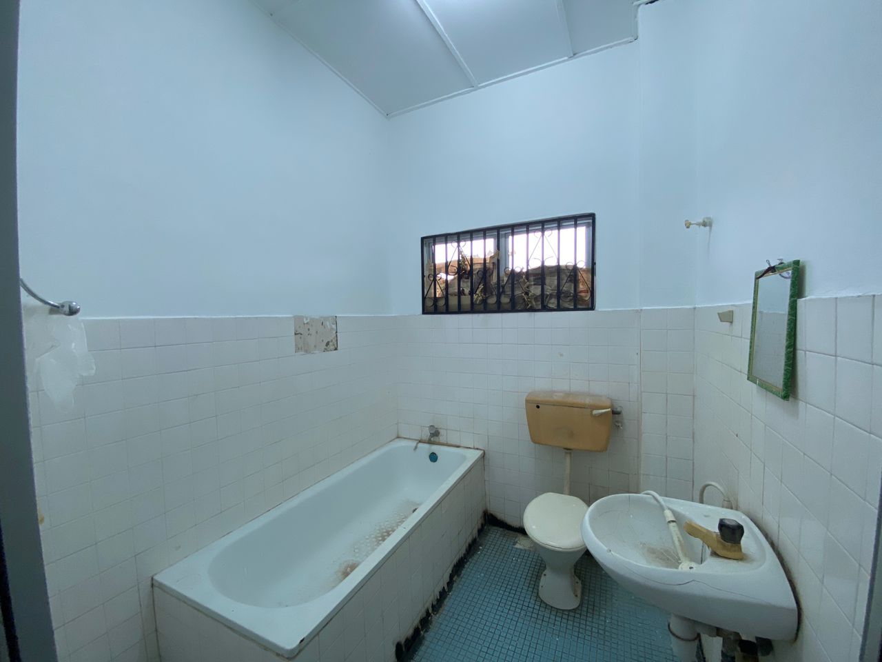 Refubished Double Storey Taman Rakan Cheras - photo 8