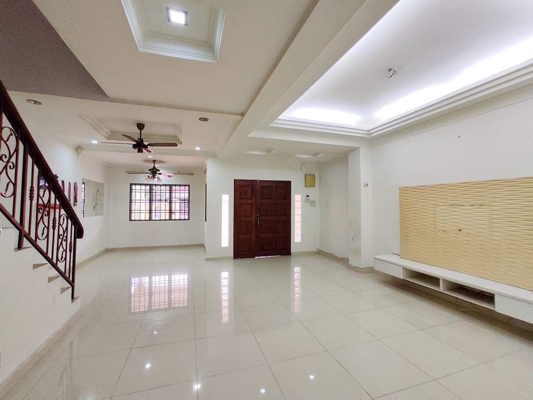 Fully Renovated 2Storey Taman Lestari Putra - photo 3