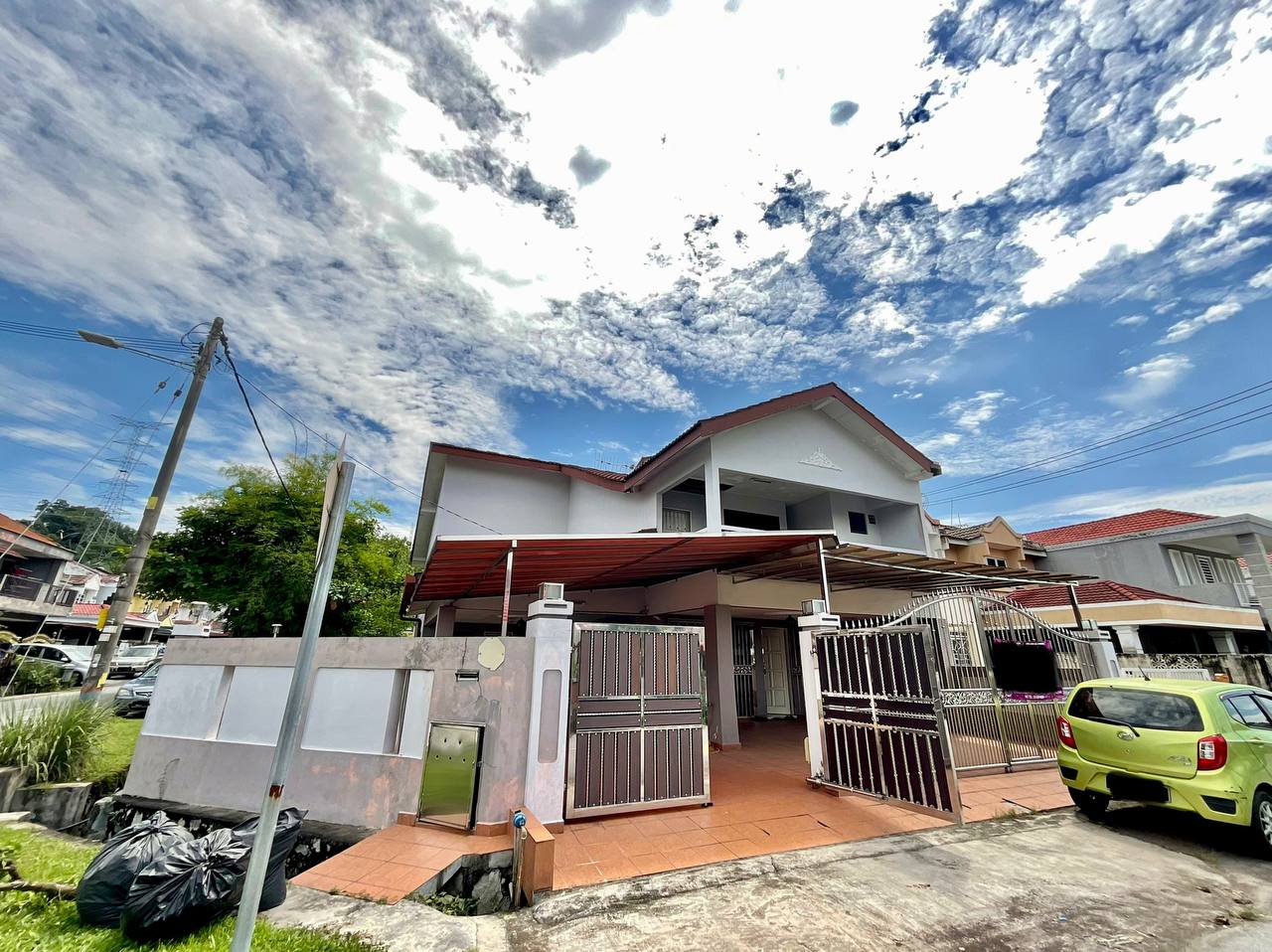2Storey End Lot Pinggiran Batu Caves Selangor
