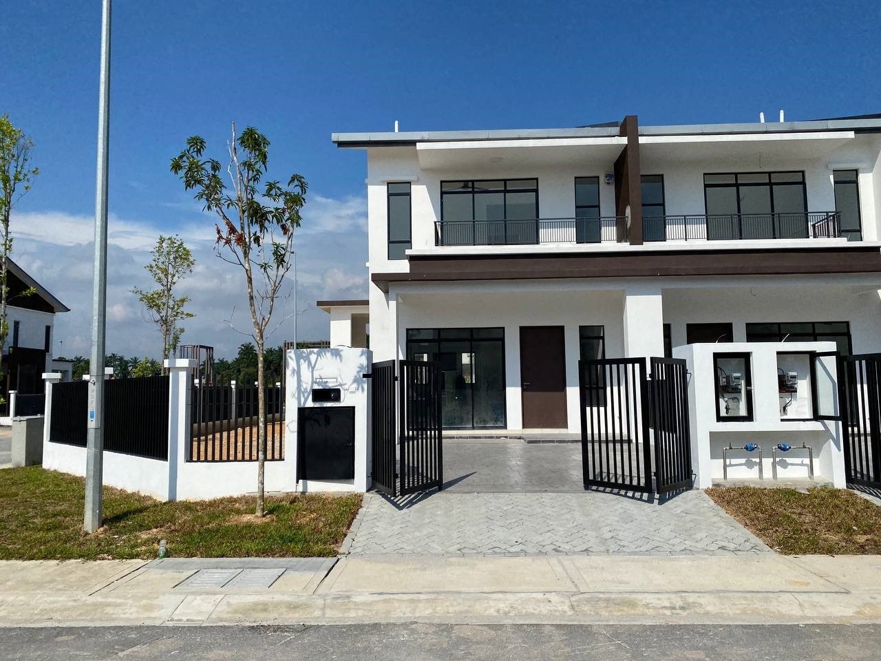 CornerLot 2Storey Taman Myra Jaya Puncak Alam