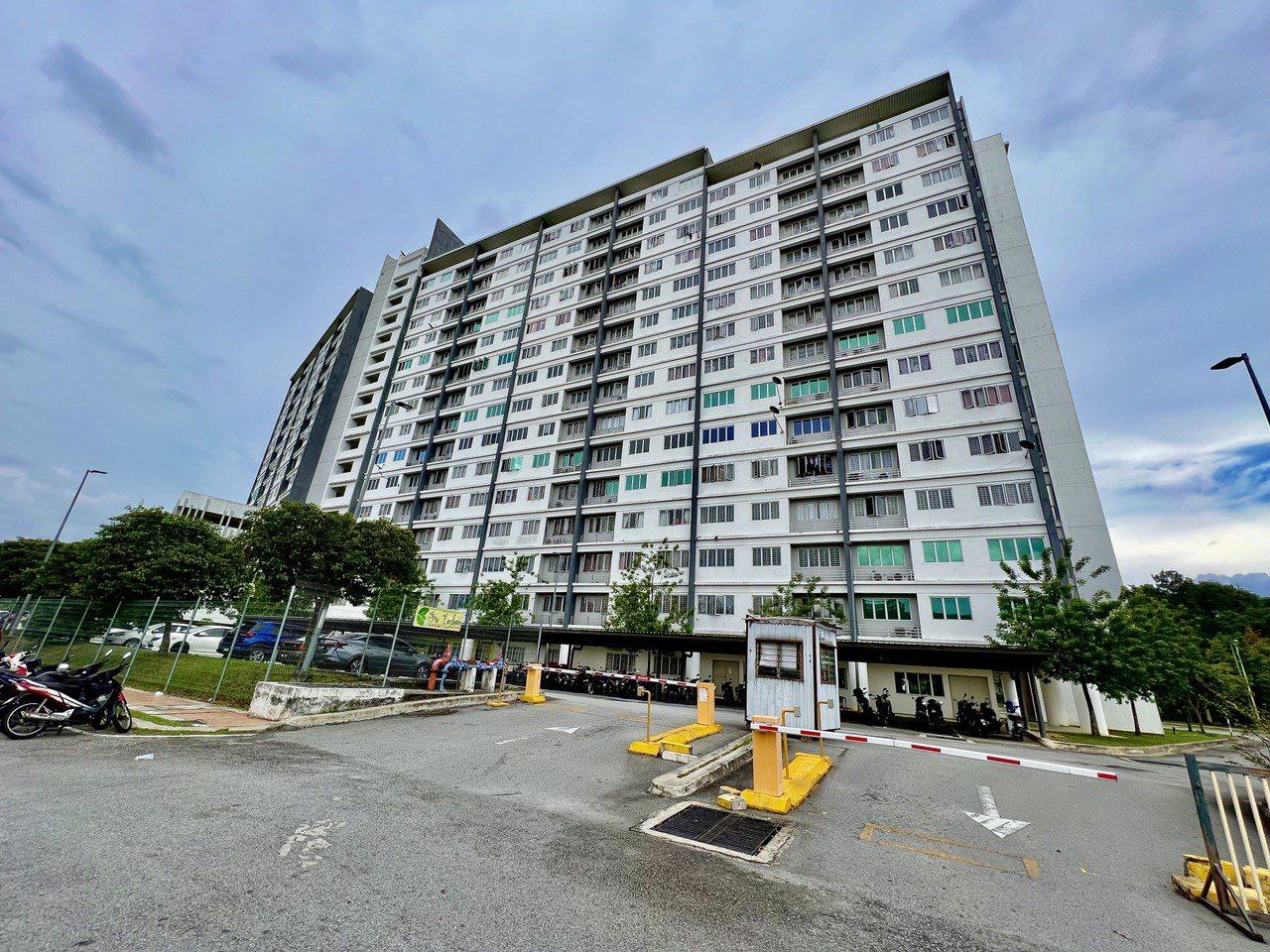 Pangsapuri Sri Embun Damansara Damai - photo 1