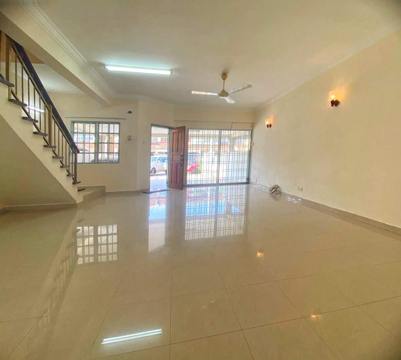 2Storey Taman Taming Emas Sungai Chua Kajang - photo 2