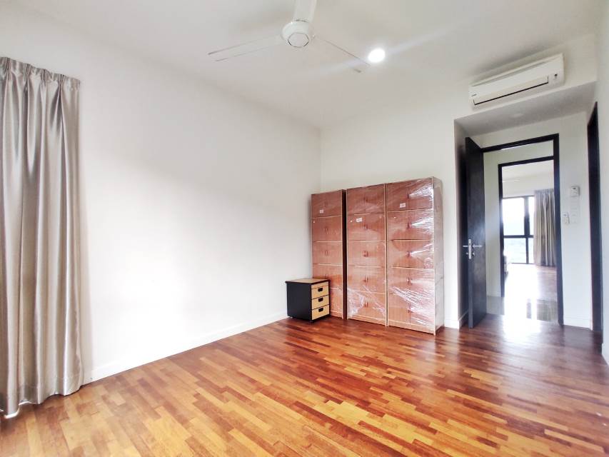 Corner Unit 16 Quartz Sky Villas Taman Melawati - photo 4