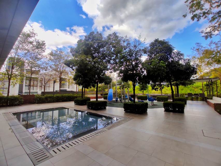 Corner Unit 16 Quartz Sky Villas Taman Melawati - photo 5