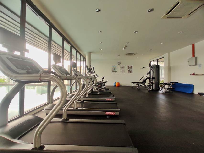 Corner Unit 16 Quartz Sky Villas Taman Melawati - photo 6