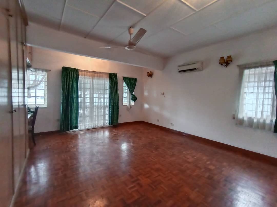 Freehold Banglo Hillside Estate Ampang Jaya - photo 4