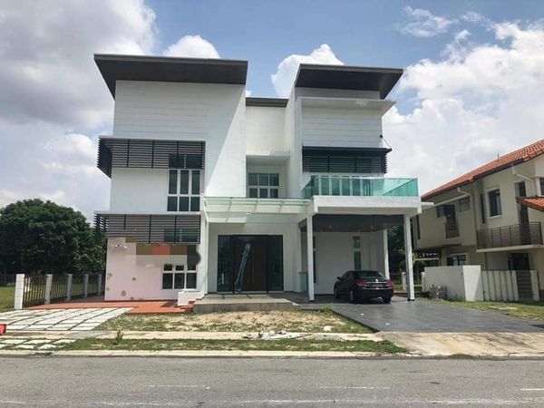 Glenmarie Cove Port Klang 3,9m - photo 1