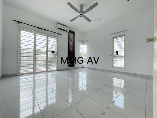 Setia Alam 728K - photo 1