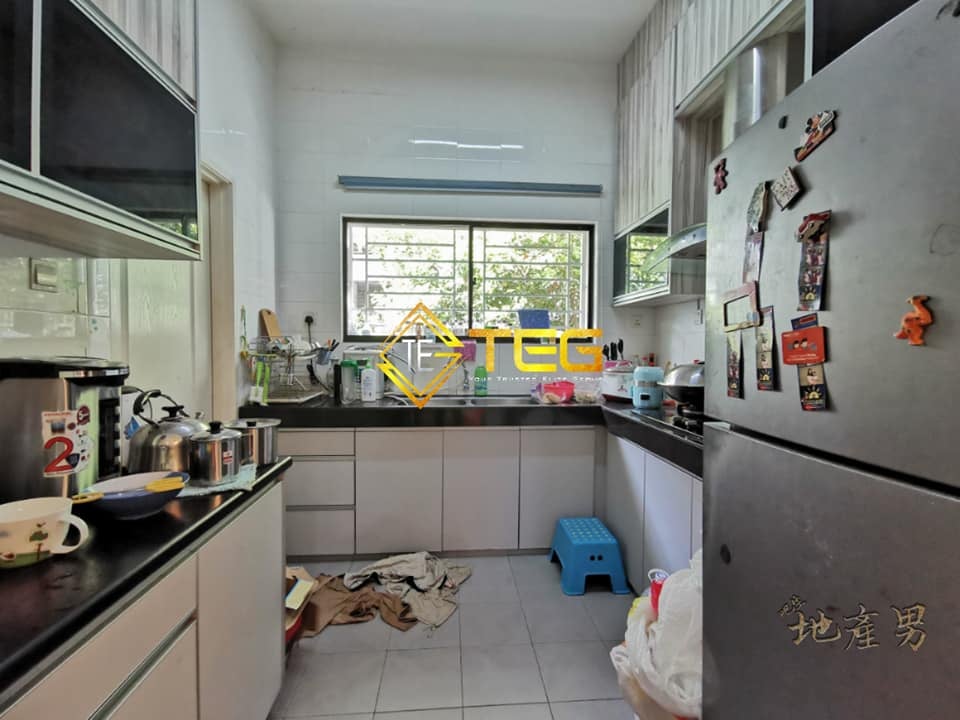 Bukit Raja 720K - photo 12