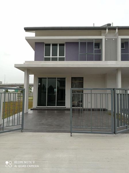 Bukit Raja 978K