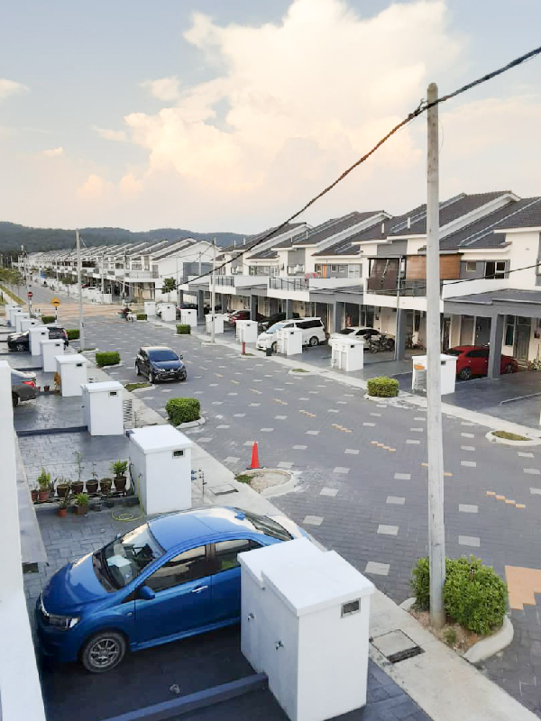 LBS TOWNHOUSE, ALAM PERDANA, PUNCAK ALAM - photo 2
