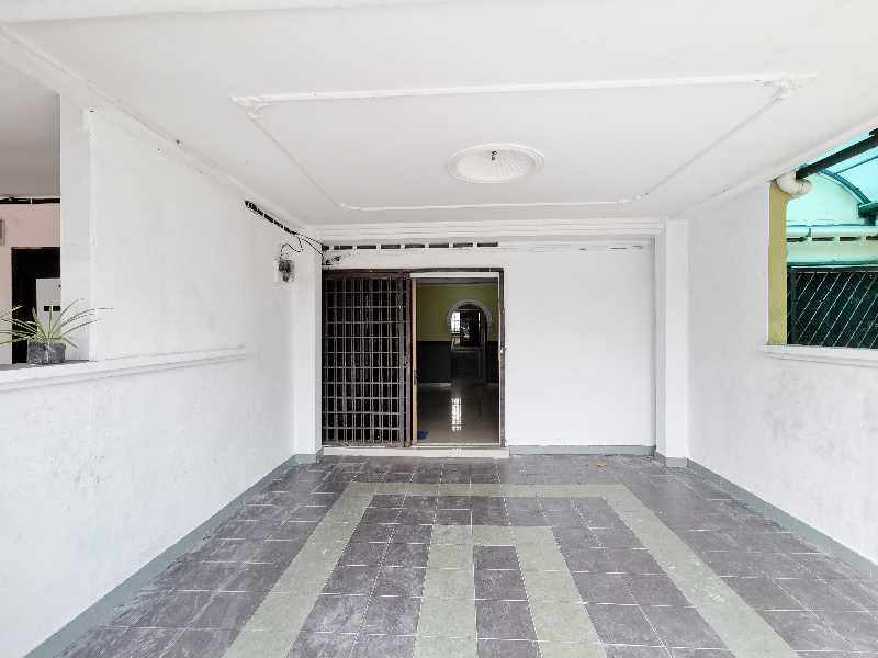 TRIPLE STOREY, TAMAN MELUR, AMPANG JAYA - photo 3