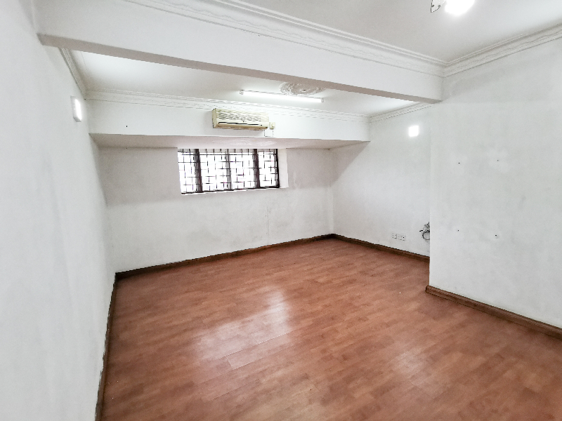 TRIPLE STOREY, TAMAN MELUR, AMPANG JAYA - photo 4