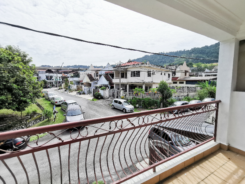 TRIPLE STOREY, TAMAN MELUR, AMPANG JAYA - photo 6
