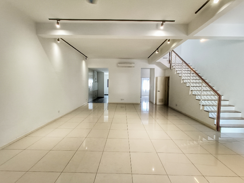 DOUBLE STOREY SUPERLINK, CAHAYA ALAM, SHAH ALAM - photo 2
