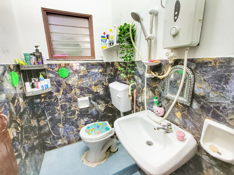 DOUBLE STOREY TERES, TAMAN BUKIT INDAH, AMPANG  - photo 7