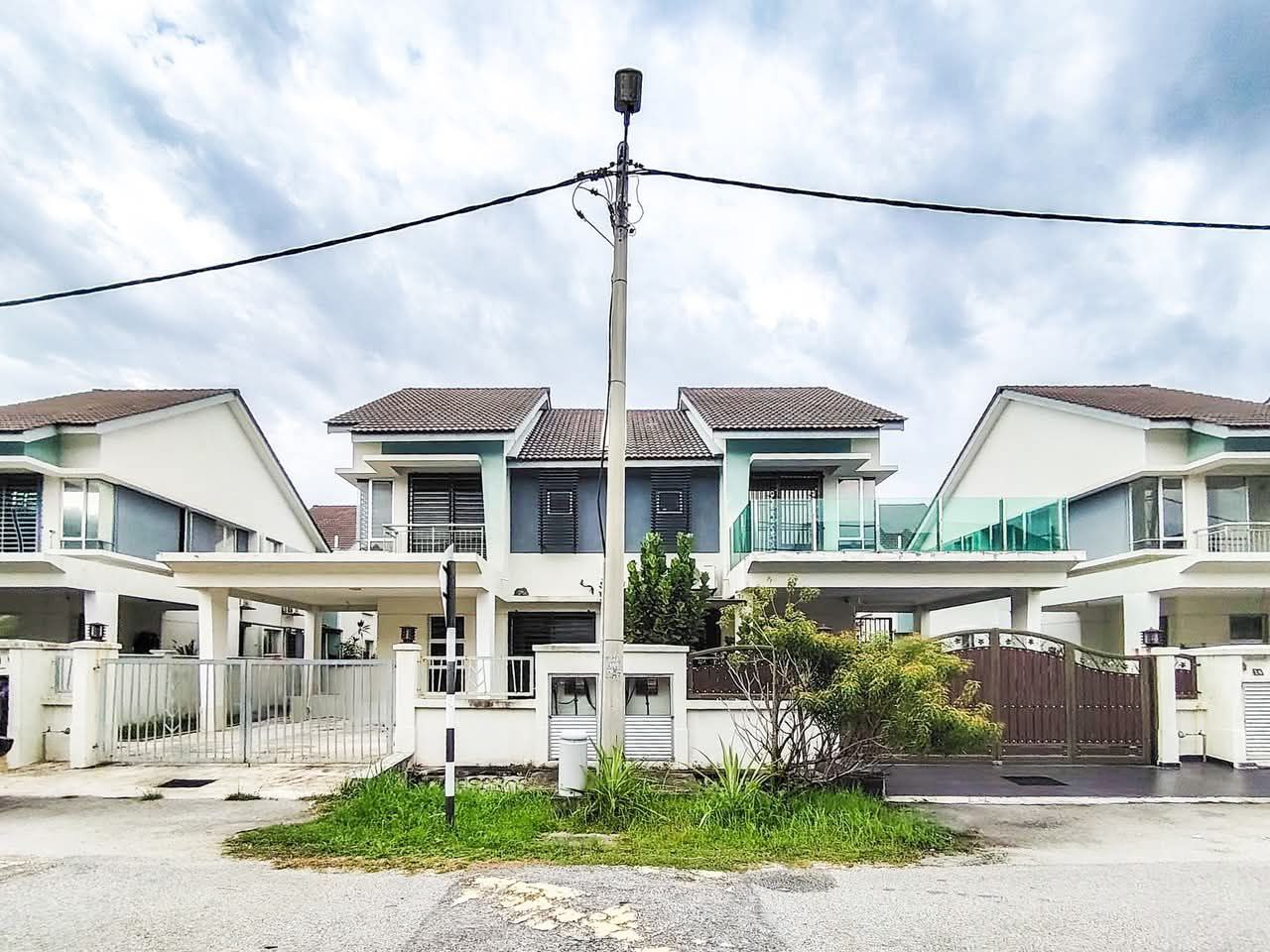 Semi-D Double Storey Cluster, Alam Suria, Puncak A - photo 12