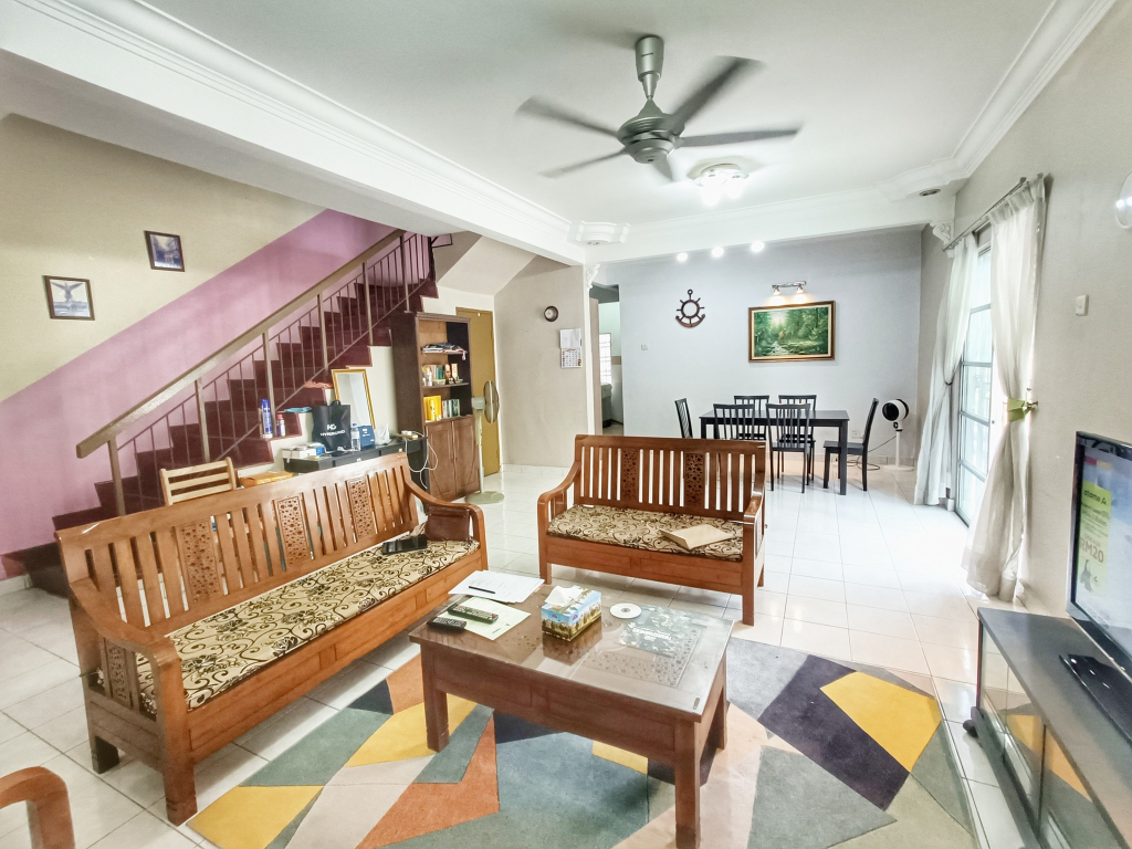 Corner Lot Double Storey Terrace, Taman Kundang Ja - photo 6