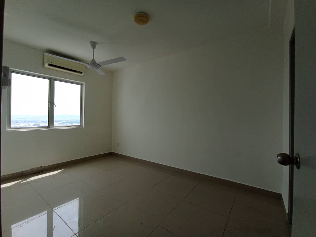 Sentrovue B Apartment NEW Unit New UITM - photo 3