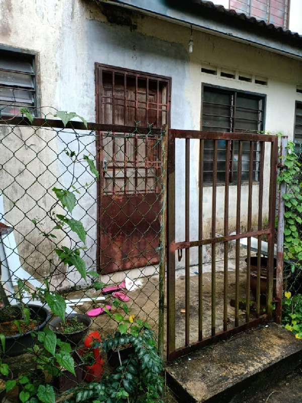 DOUBLE STORY TAMAN CAHAYA MASAI - photo 8