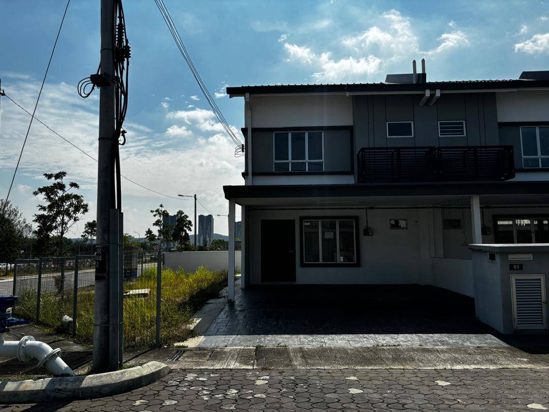 Corner Lot Rentak Perdana Puncak Alam by Azam - photo 2