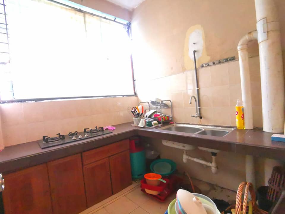 WTS Pangsapuri Mawar Sek 5 Taman Kinrara Puchong - photo 6