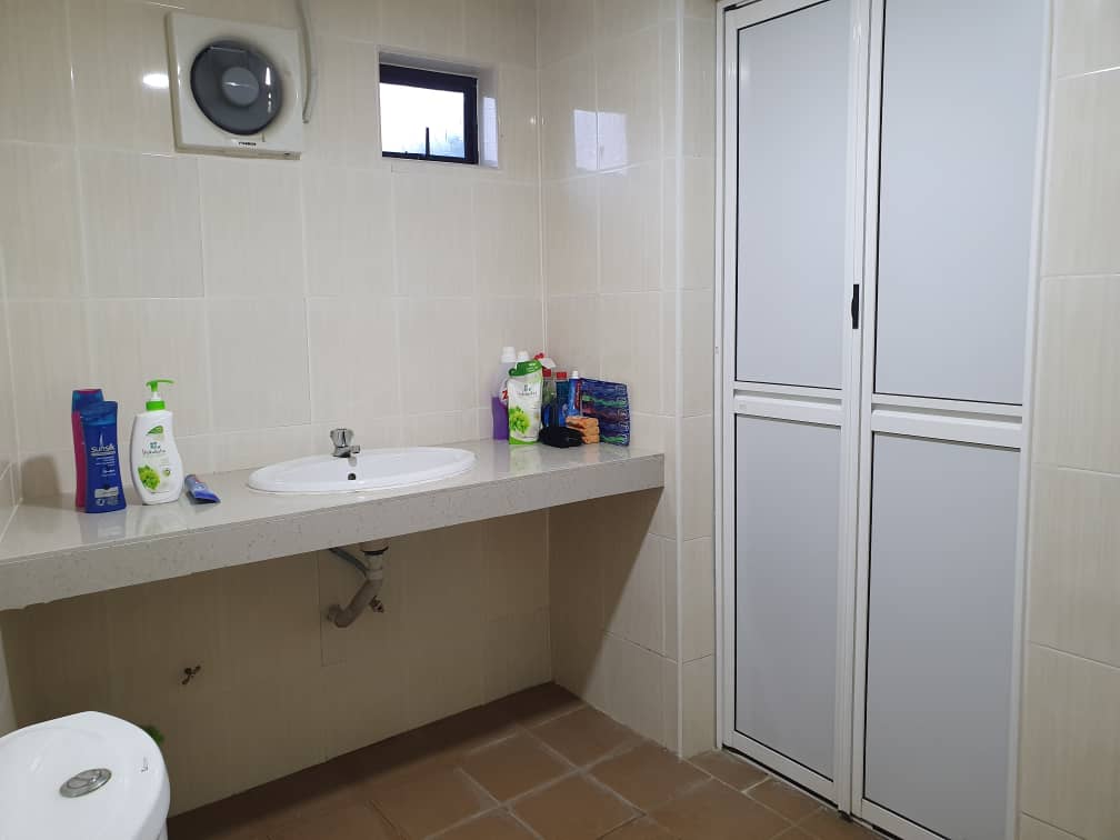 CORNER LOT - Single Storey Terrace Section 1 Bangi - photo 4