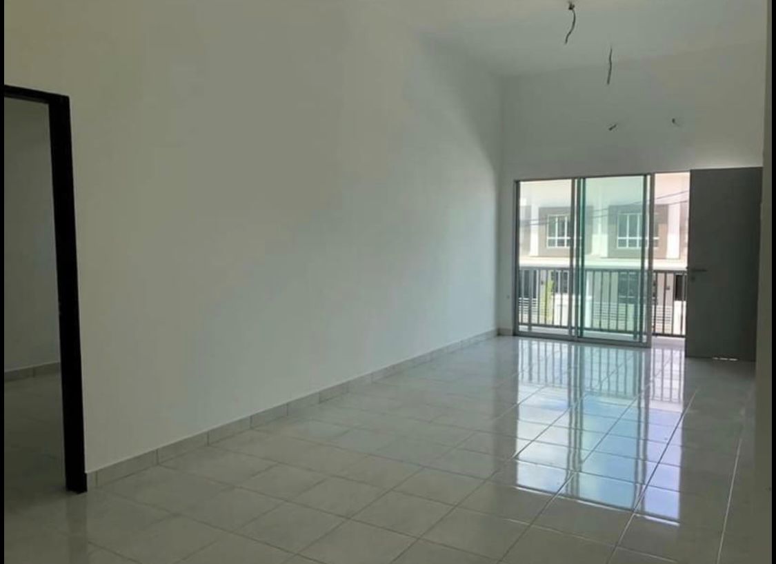 New Townhouse Bangi Low Density Area - photo 2