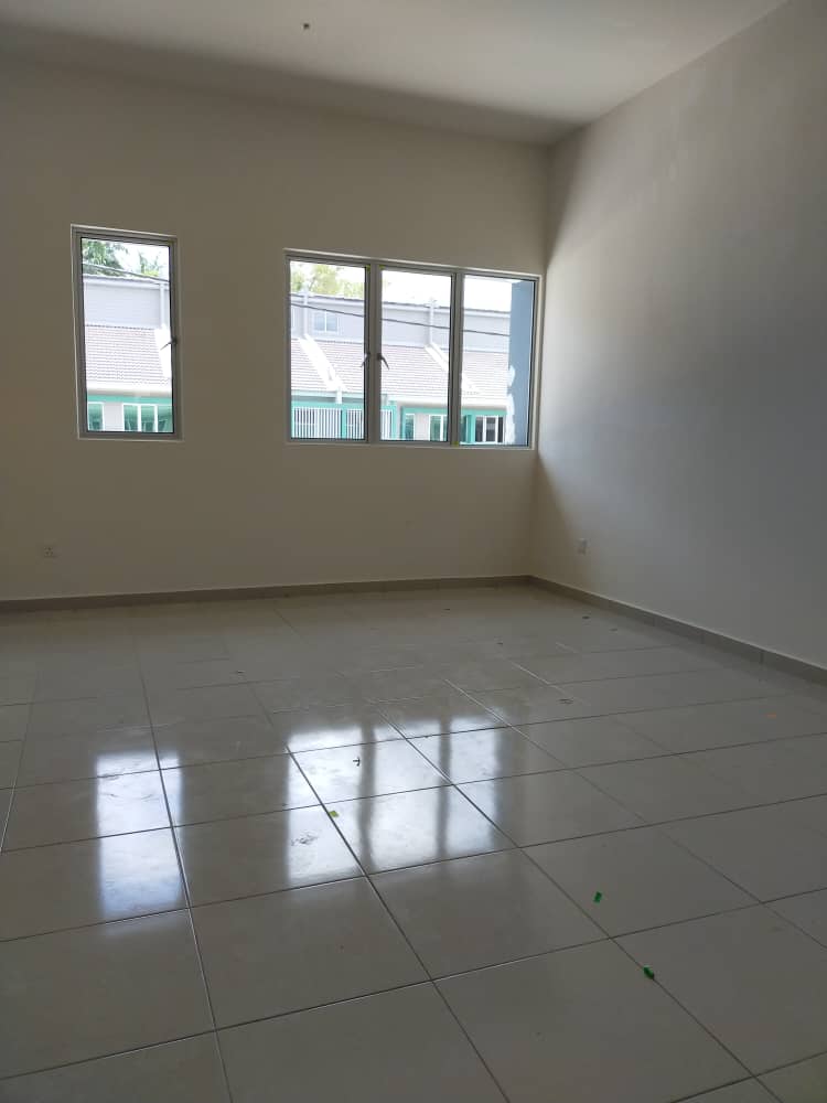 FOR RENT- 2 storey Terrace Keranji 2 Salak Tinggi - photo 2