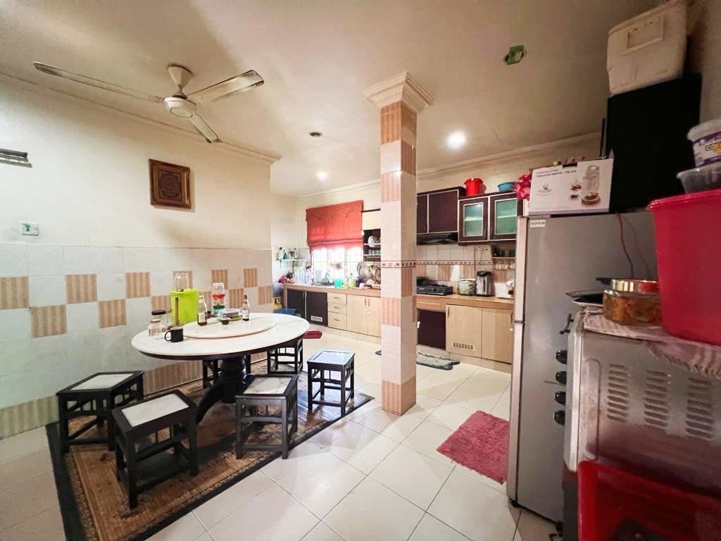 CORNER LOT- Double Storey Terrace Tmn Impian Putra - photo 8
