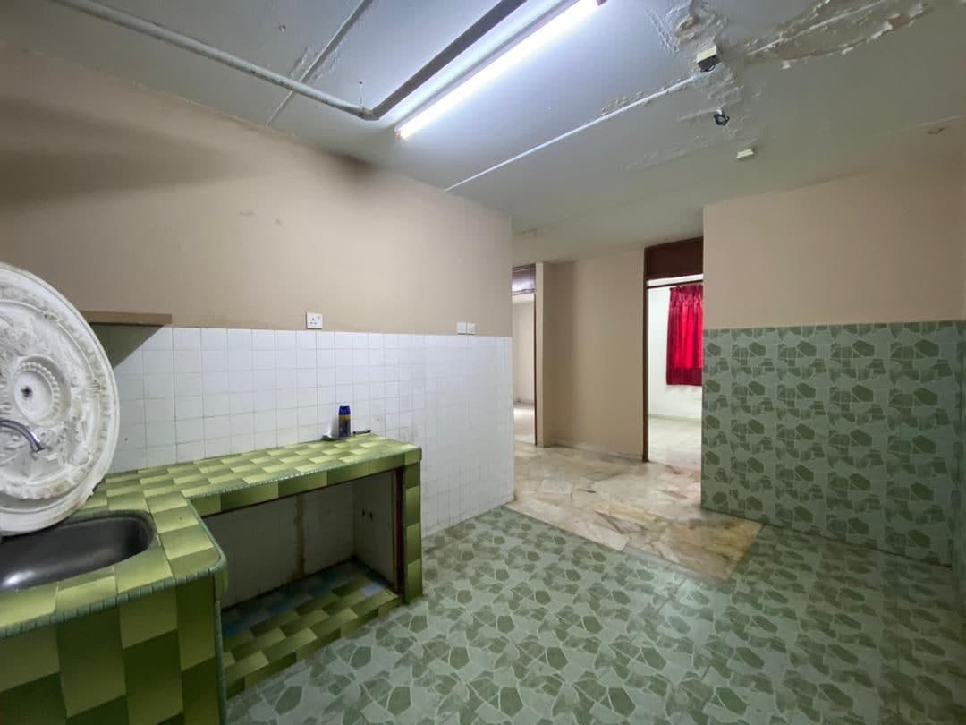 Freehold Apartment Taman Bukit Cheras - photo 6