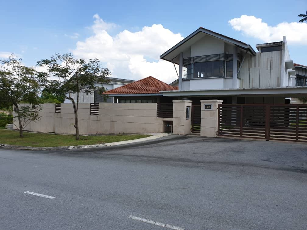 Double Storey Bungalow Bandar Bukit Mahkota, Kajan