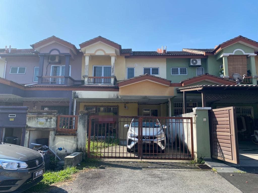 Double Storey Terrace Taman Universiti, Jalan Cerd