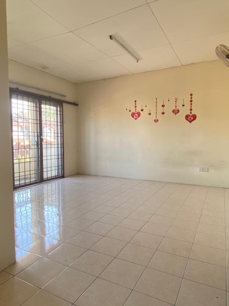 Double Storey Terrace Taman Universiti, Jalan Cerd - photo 2
