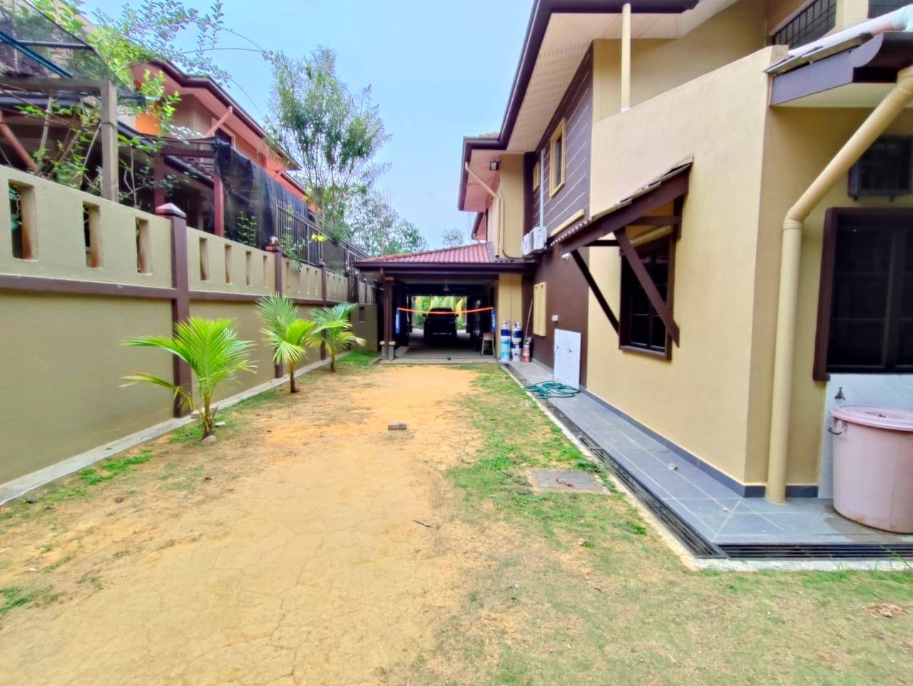 Double Storey Bungalow Lorong Melati Kuang - photo 2