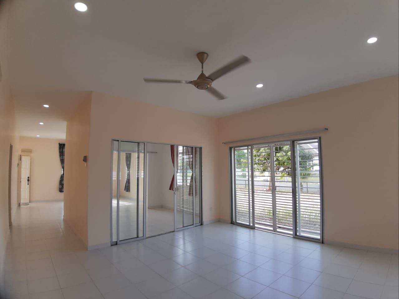 Corner Lot Single Storey Banglo Tasik Senangin - photo 5
