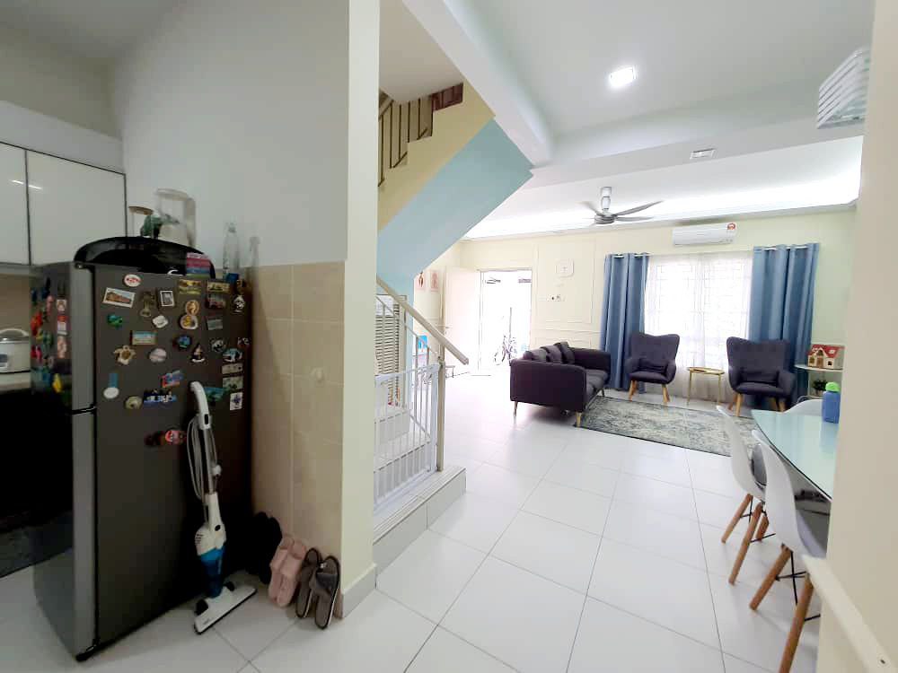 DOUBLE STOREY TAMAN PELANGI SEMENYIH 2 RAFLESIA - photo 8