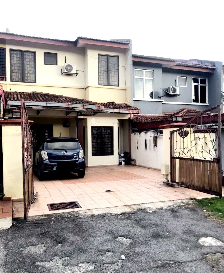 DOUBLE STOREY HOUSE LESTARI PUTRA SERI KEMBANGAN