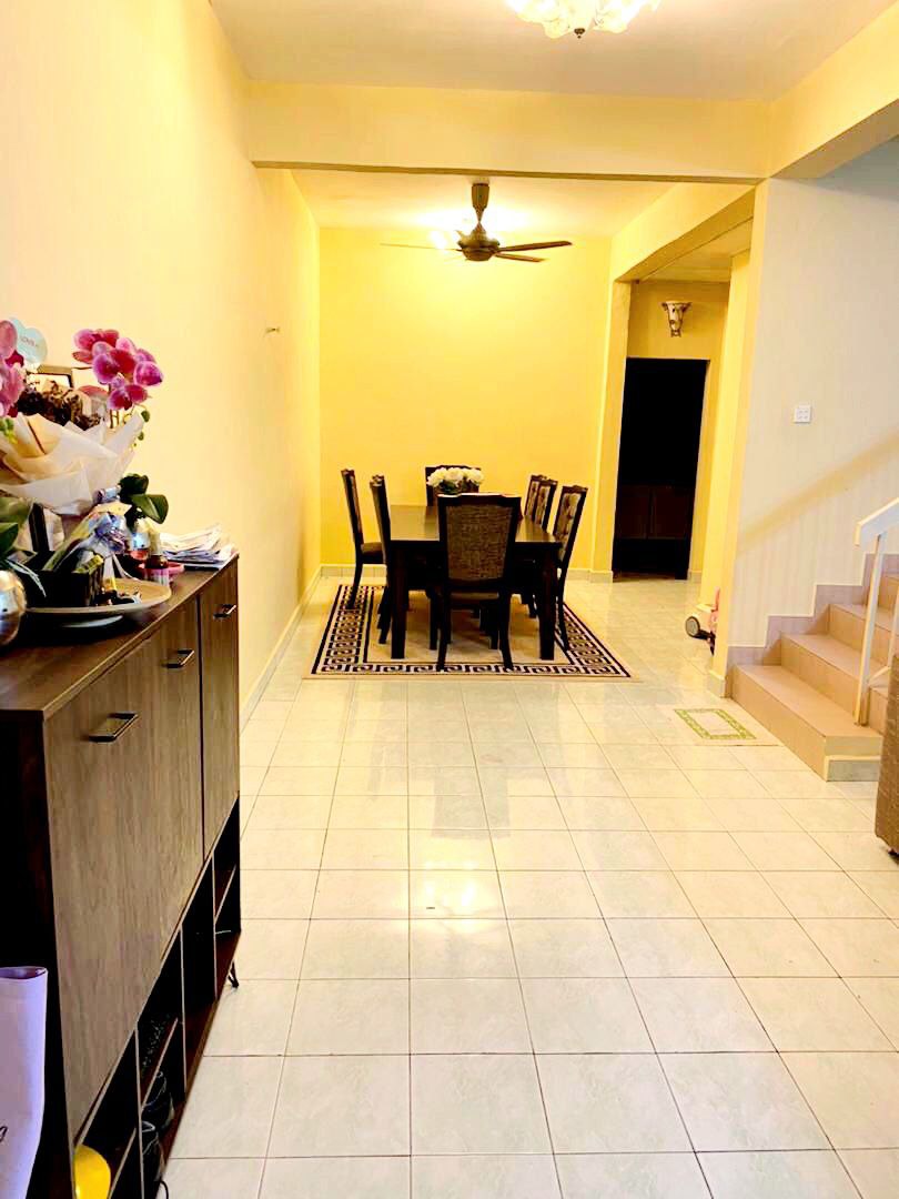 DOUBLE STOREY HOUSE LESTARI PUTRA SERI KEMBANGAN - photo 3