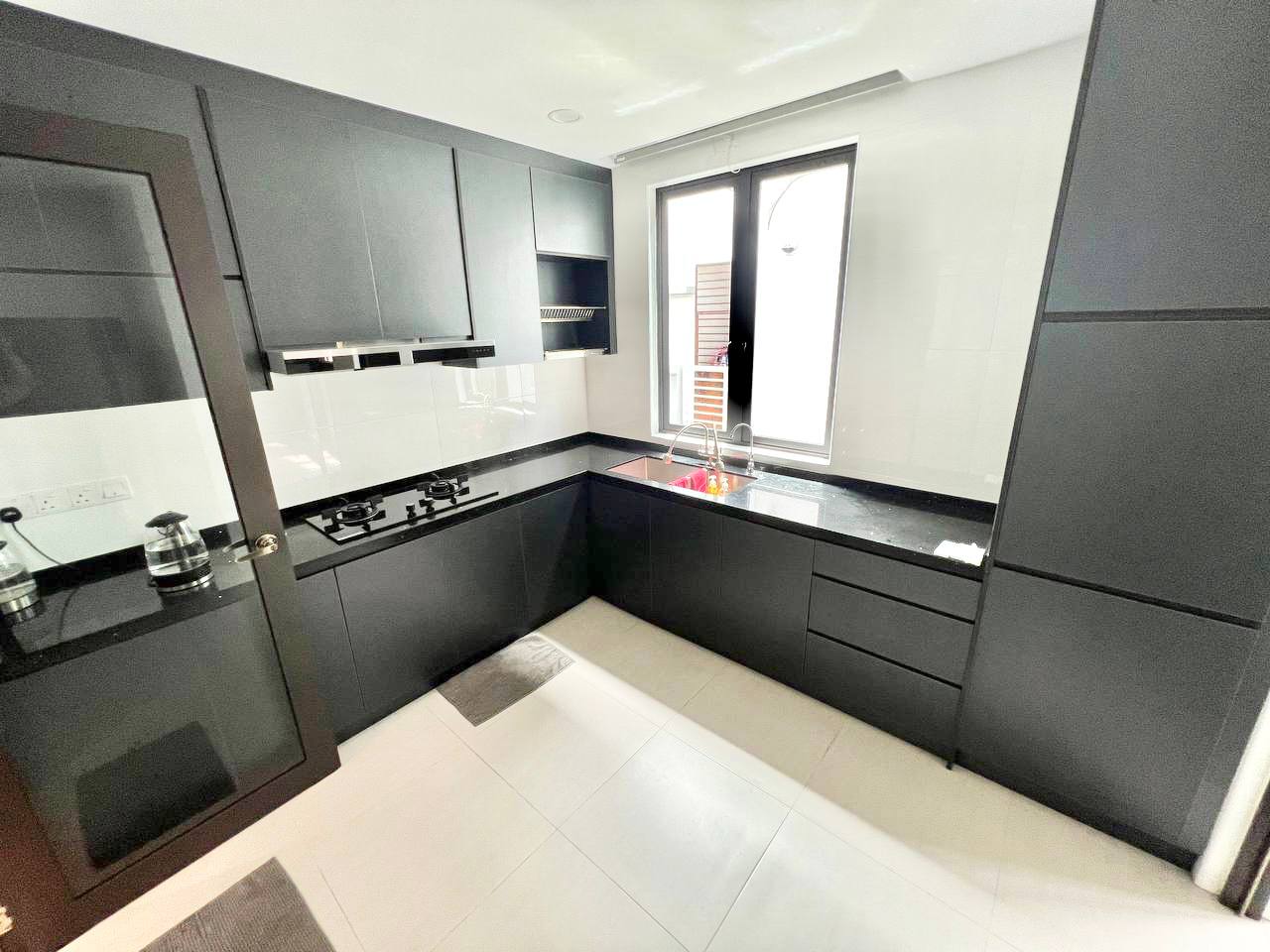 RENOVATED 4r4b 2630sqft 2Storey House Anggun 2 - photo 4