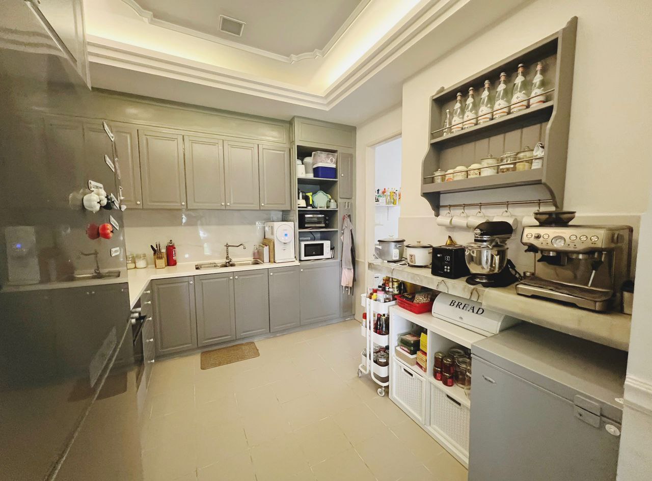 English Concept PARTIALLY FURNISHED Double Storey - photo 6