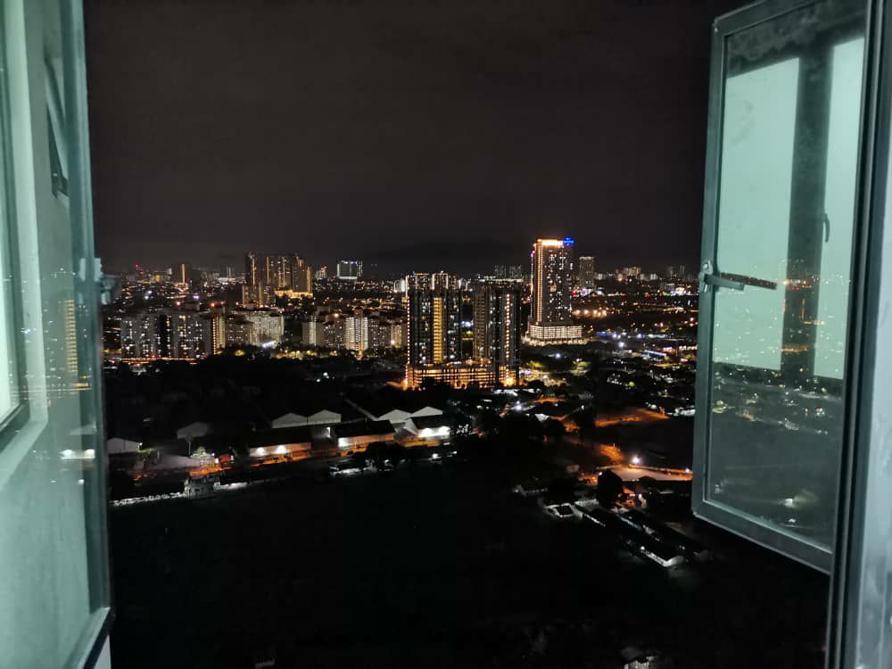 Newly Built Partial Furnish 3R2B One Maxim Condo - photo 6