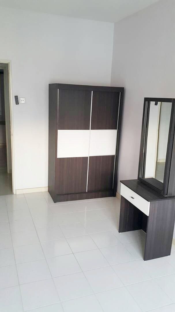 HOT UNIT Partial Furnish 1007sqft 3R2B Casa Idaman - photo 4