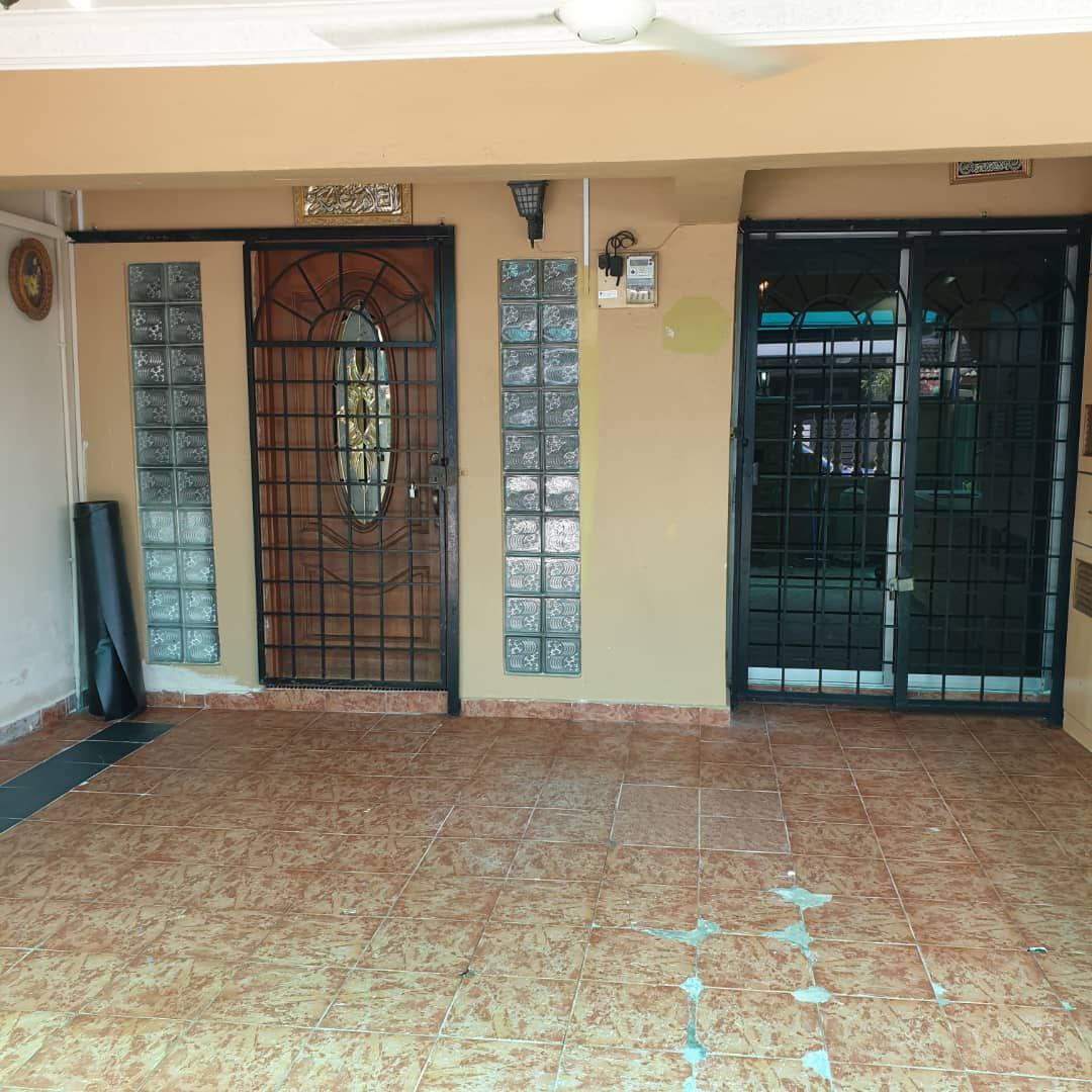 Fully Extended 2Storey House Puchong Indah 5r3b - photo 2