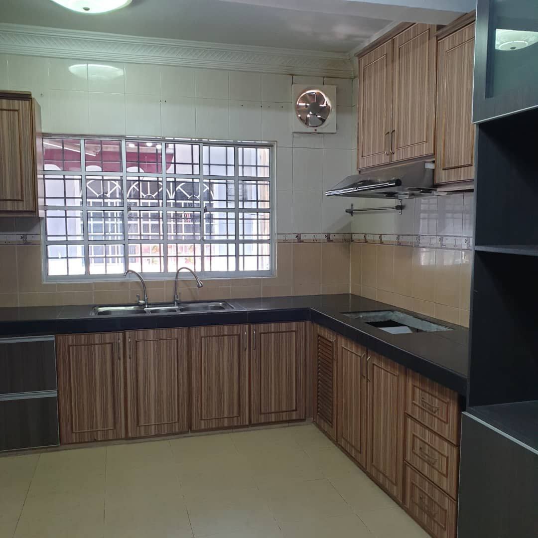 Fully Extended 2Storey House Puchong Indah 5r3b - photo 4